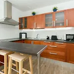 Casa Macetero En Grenada